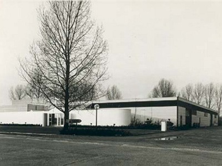 Timeline 1976
